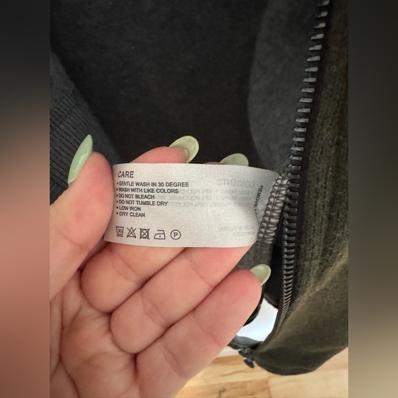 Greyson Sequoia Luxe Vest Mens Wool Blend Green Gray Medium Golf EUC - Picture 5 of 7